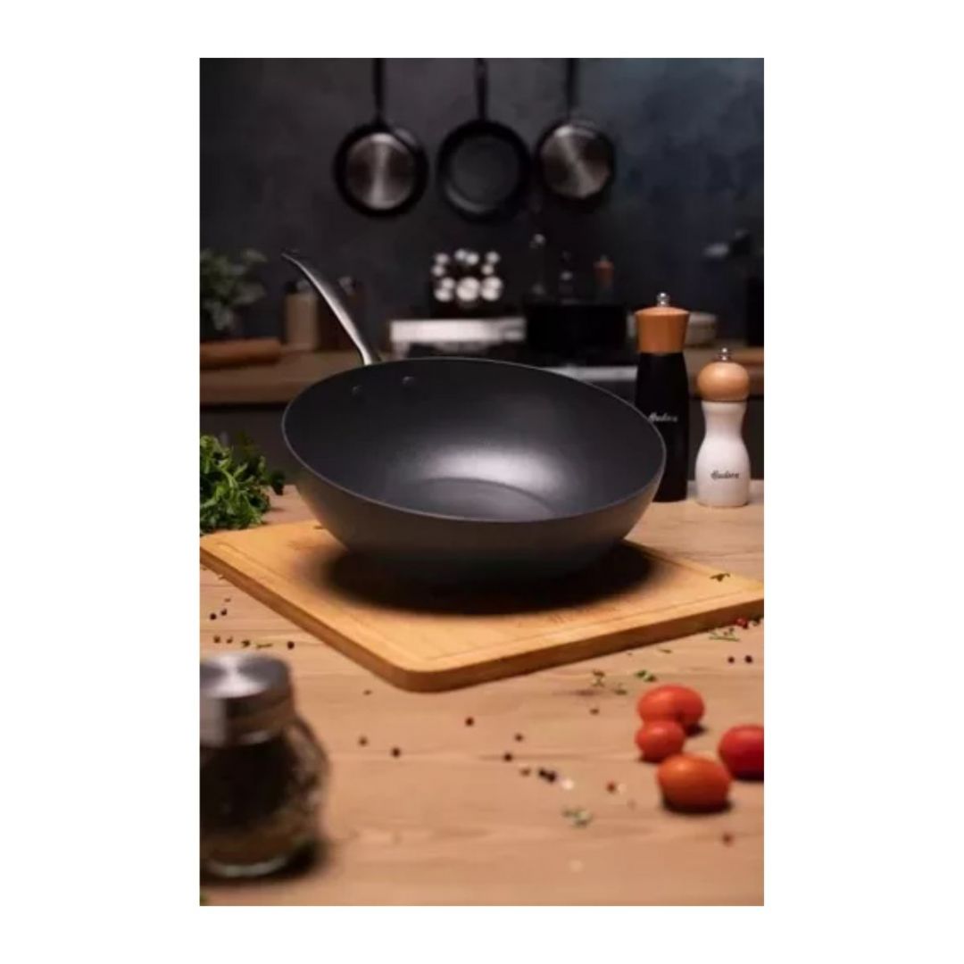 wok-28-cm-aluminio-con-antiadherente-sin-tapa-hudson-total-black-138