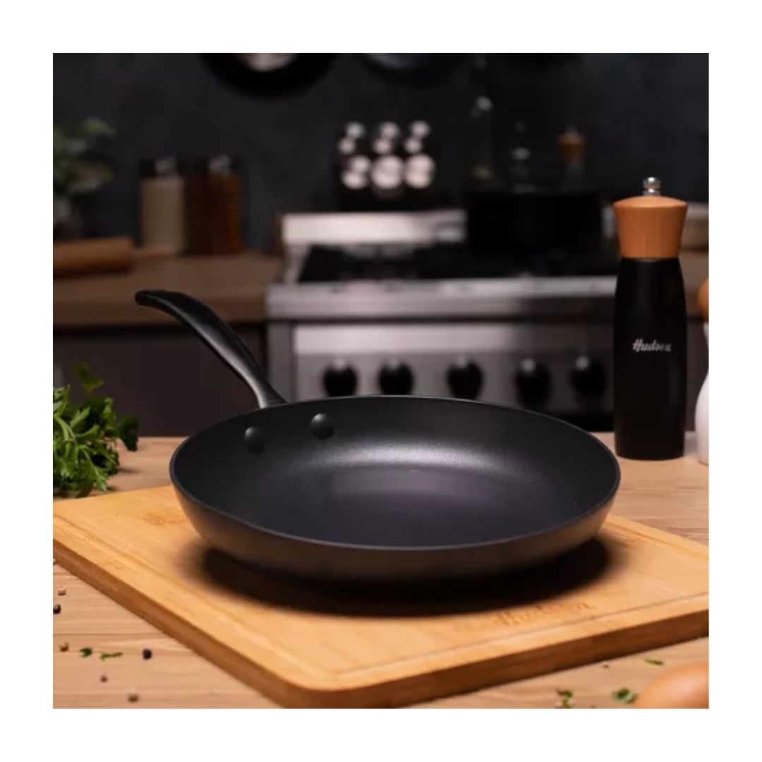 sarten-de-aluminio-antiadherente-28cm-total-black-hudson-437
